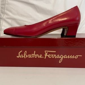 Salvatore Ferragamo very Red heels!!!